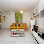 Dea سبليت