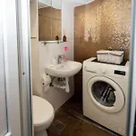 Dea * سبليت