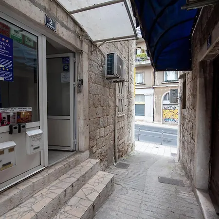 Dea Apartament Split