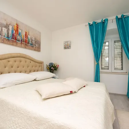 Dea Apartament Split