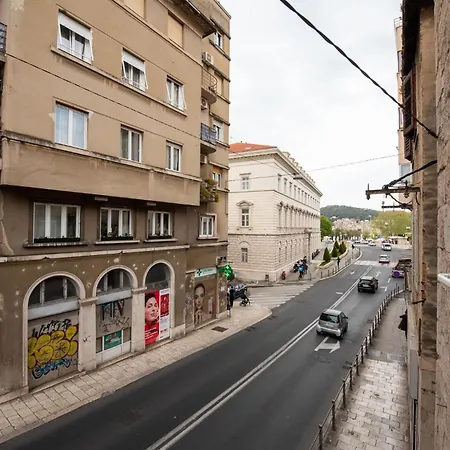 德亚公寓 * 斯普利特