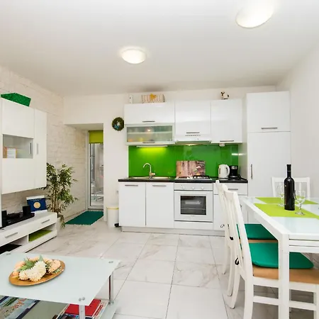 Dea Apartment