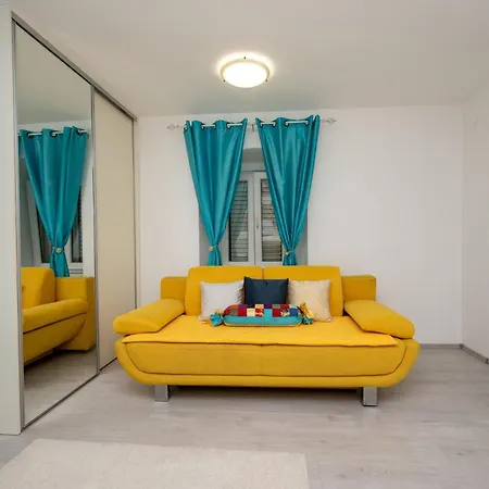 Dea Apartment